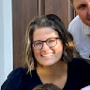 Meet your Posher, Amy